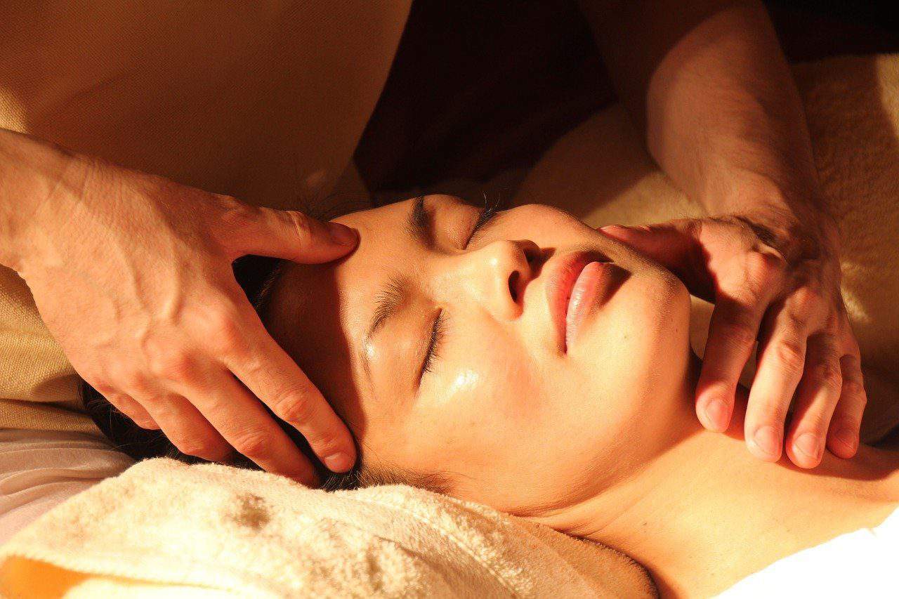 women getting a professional massage