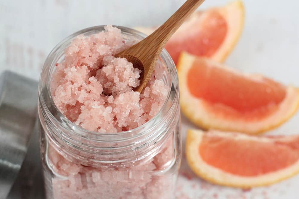 Easy Diy Himalayan Salt Scrub Recipe For Glowing Skin Massage Gear Guru 1332