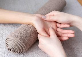 benefits of electric hand massagers