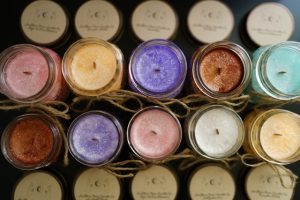 make homemade scented candles